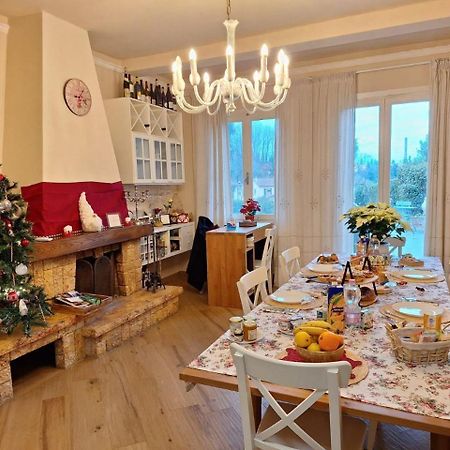 B&B Le Rose Di Paola Santa Maria a Monte Eksteriør billede
