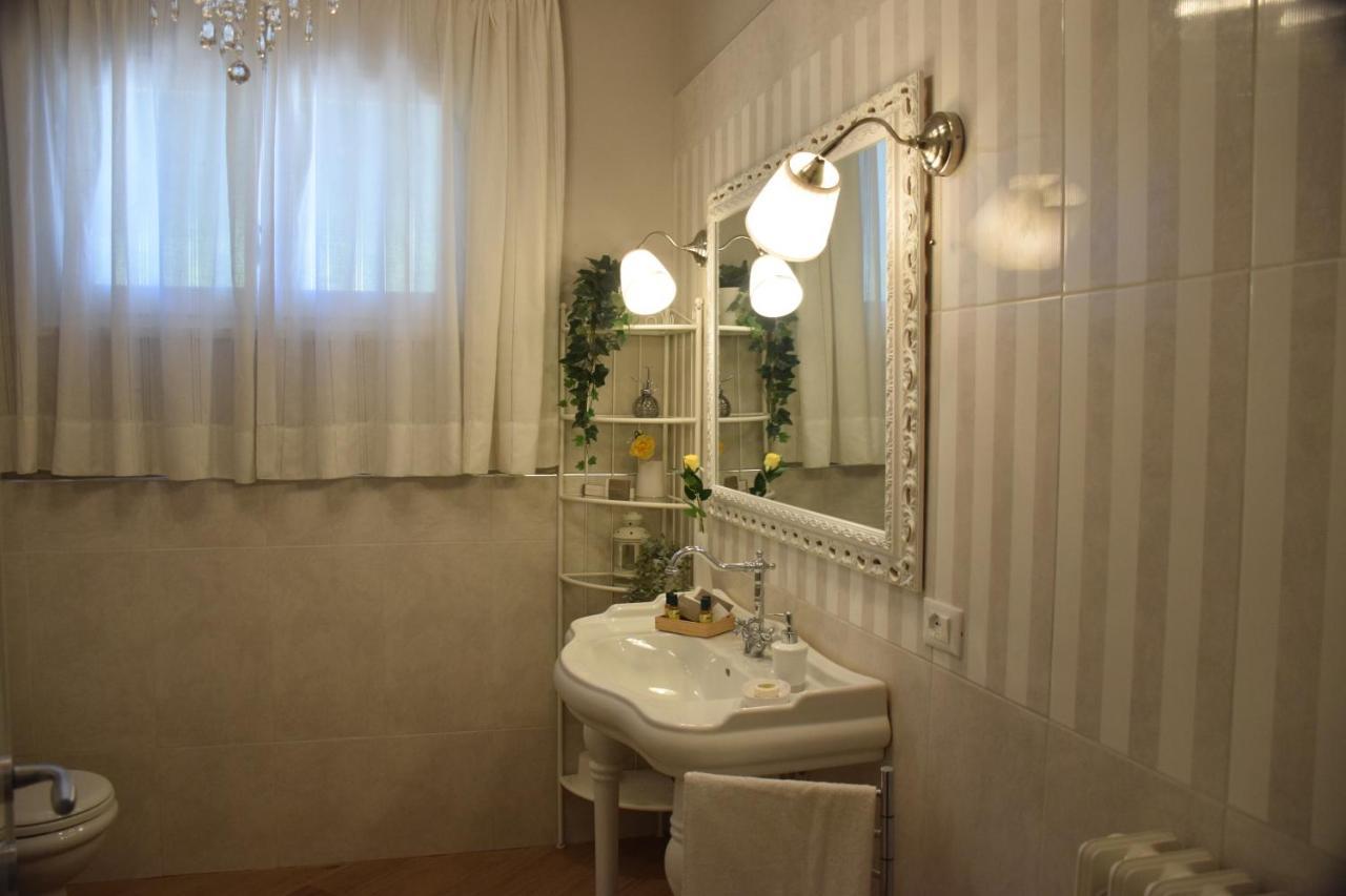 B&B Le Rose Di Paola Santa Maria a Monte Eksteriør billede