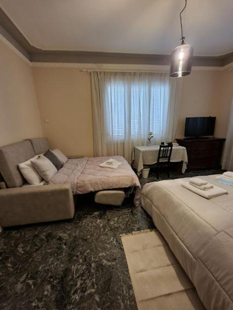 B&B Le Rose Di Paola Santa Maria a Monte Eksteriør billede
